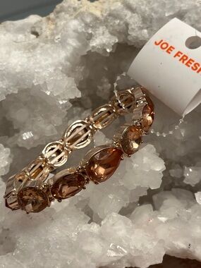 💎 2/$25 B69 NWT JOE FRESH Goldtone Pink Crystals Stretch Bracelet MSRP $22